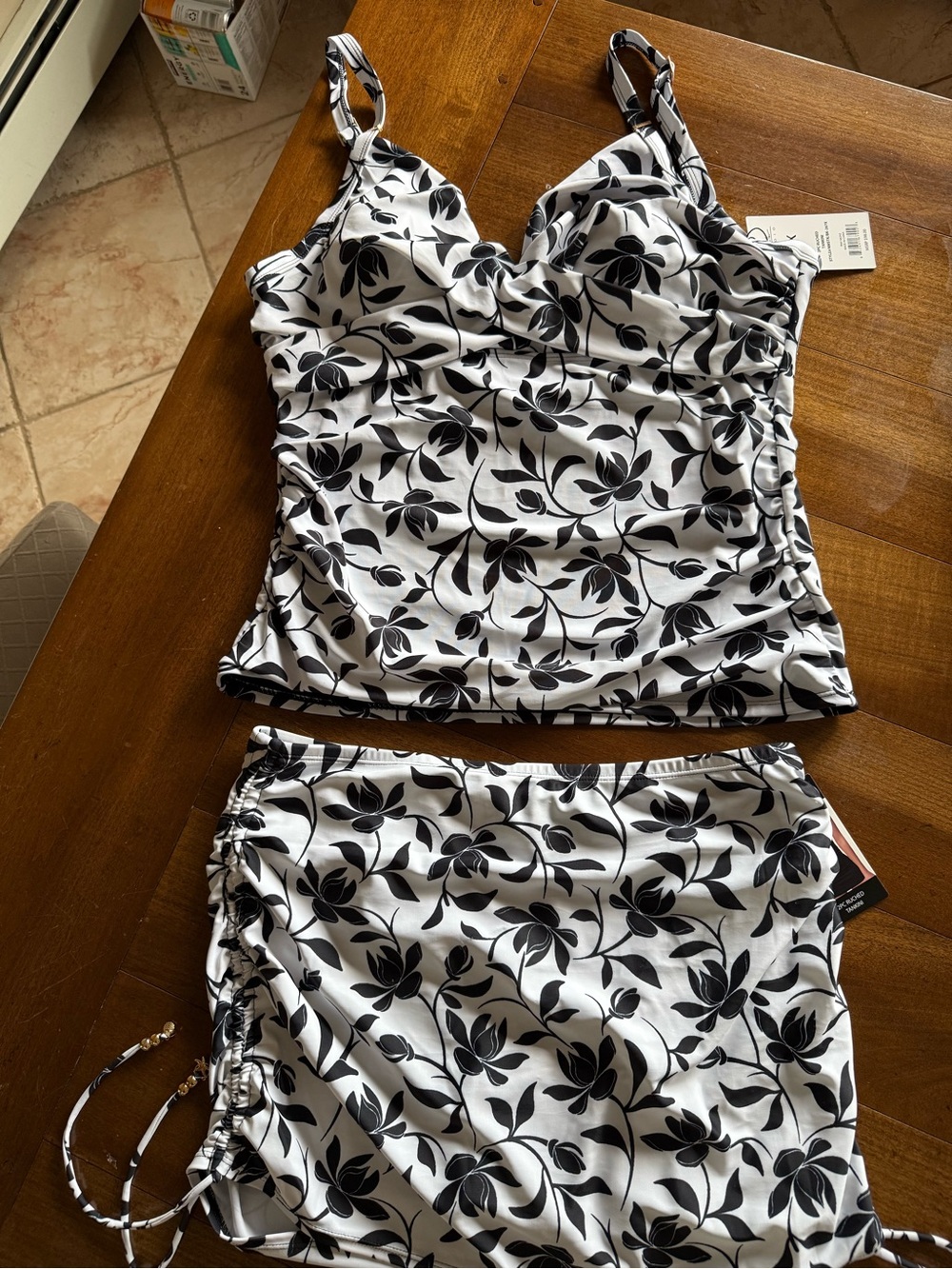 Black & White Floral Tankini Set